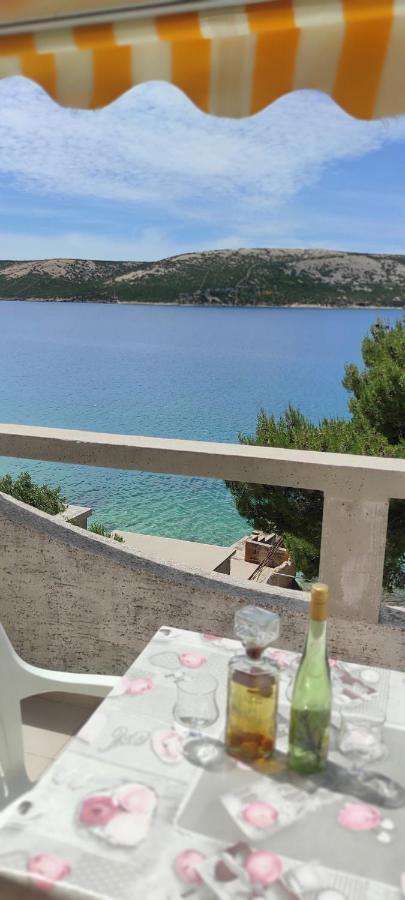 Sea Breeze Apartments With Private Beach And Boat Anchorage ستارا نوفالجا المظهر الخارجي الصورة