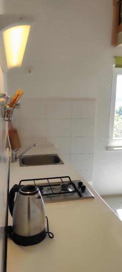 Sea Breeze Apartments With Private Beach And Boat Anchorage ستارا نوفالجا المظهر الخارجي الصورة