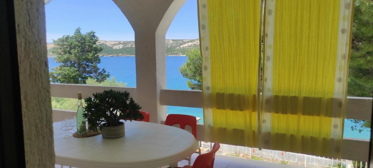 Sea Breeze Apartments With Private Beach And Boat Anchorage ستارا نوفالجا المظهر الخارجي الصورة