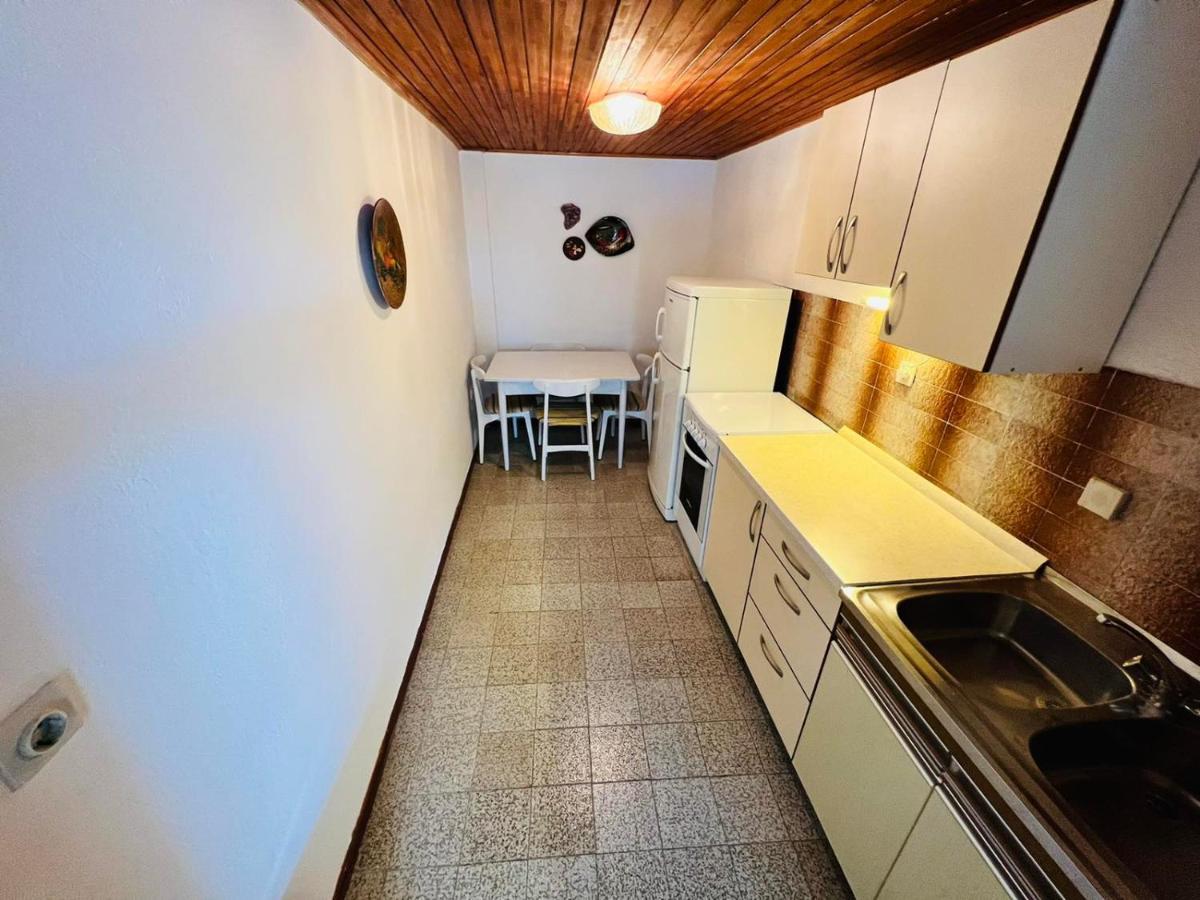 Sea Breeze Apartments With Private Beach And Boat Anchorage ستارا نوفالجا المظهر الخارجي الصورة