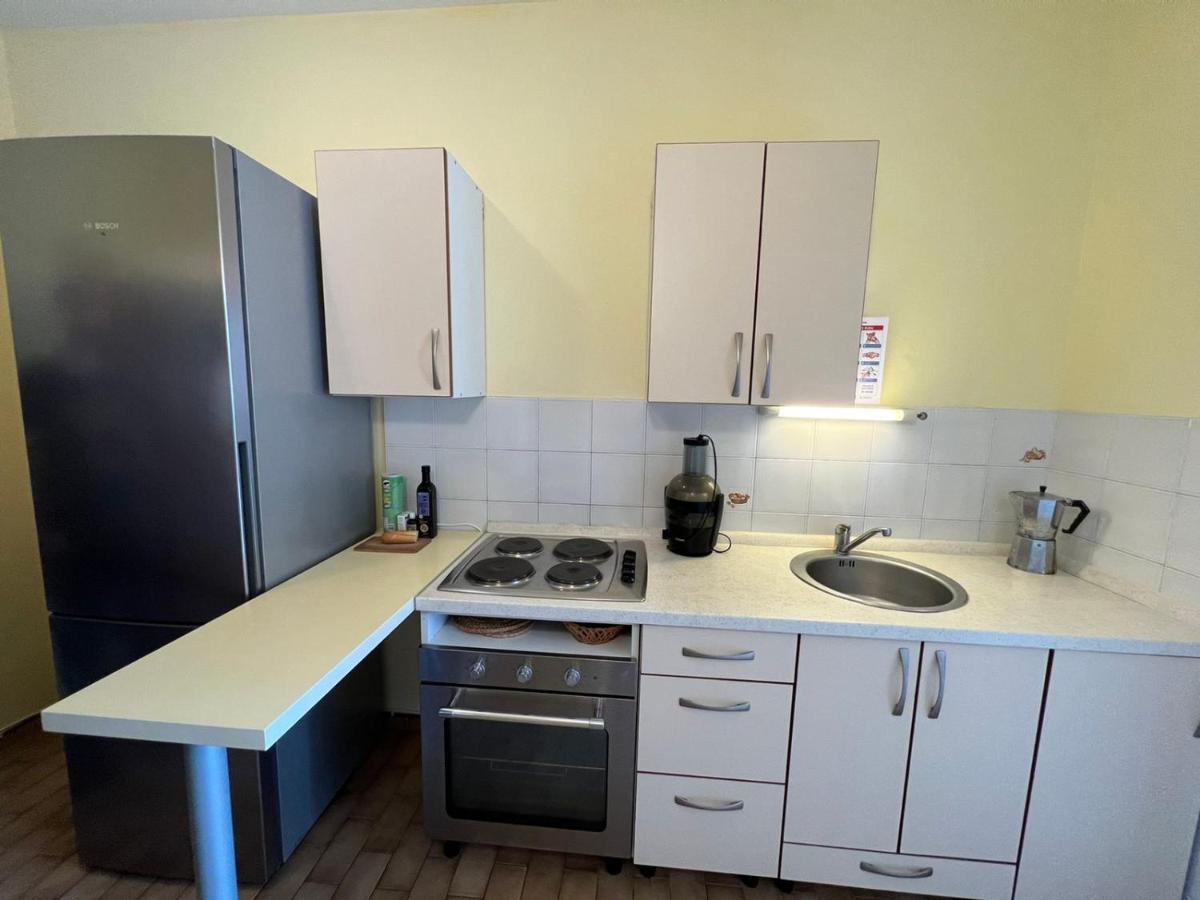 Sea Breeze Apartments With Private Beach And Boat Anchorage ستارا نوفالجا المظهر الخارجي الصورة