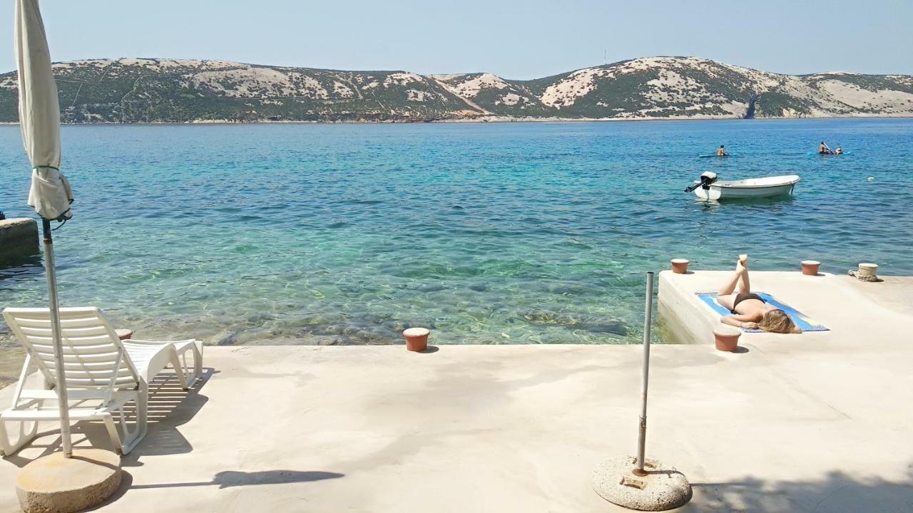 Sea Breeze Apartments With Private Beach And Boat Anchorage ستارا نوفالجا المظهر الخارجي الصورة